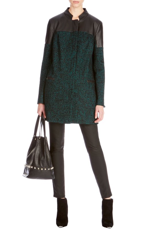 Green tweed coat na may itim na leather accent