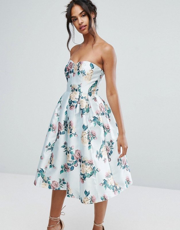 Floral Bandeau Dress na may Buong Skirt