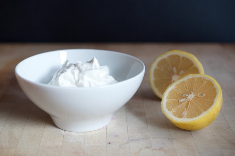 Crème sure et citron pour masque