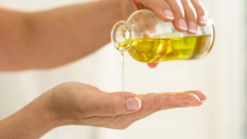 Mga Panuntunan sa Paggamit ng Argan Oil