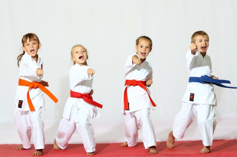 Education physique des enfants d'âge préscolaire