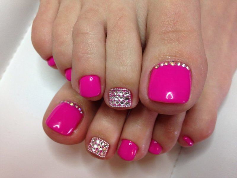 Gel rose avec des strass