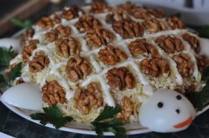 Salade de tortue au poulet et aux noix