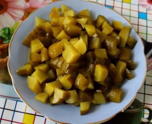 Salade de haricots, champignons et biscottes