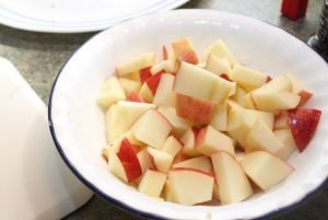 Salade De Céleri Avec Pomme Et Menthe