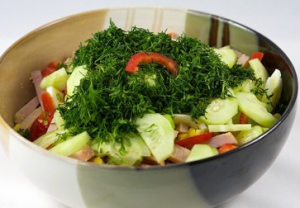 Pinausukang keso salad