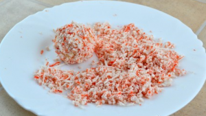 Salade de crabe au fromage et aux œufs