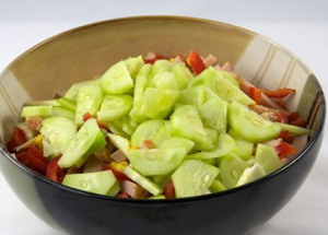 Pinausukang keso salad