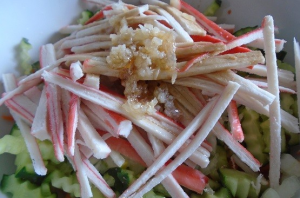 Korean style salad na may mga crab sticks at karot