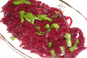 Beetroot salad: simple at masarap