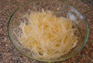 Coleslaw at Green Peas Salad