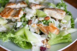 Celery, Manok at Salad