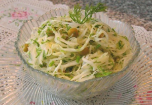 Coleslaw at Green Peas Salad