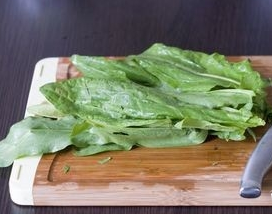 Tarte à la roquette et à l'oseille