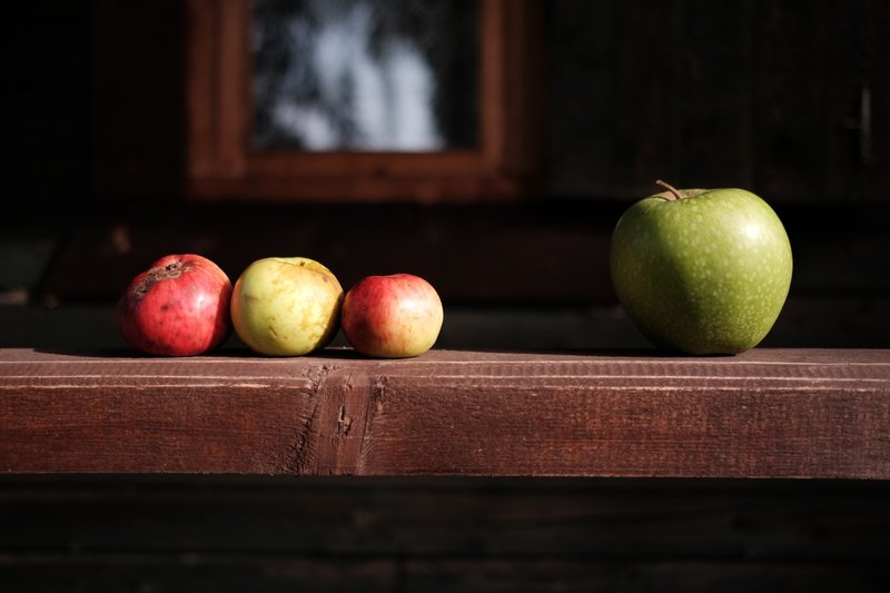 Un complot d'amour sur une pomme