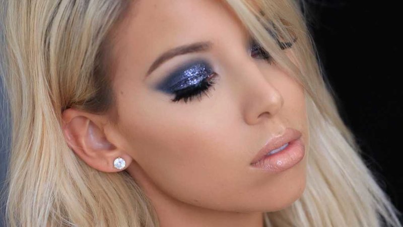 Blue makeup para sa mga blondes na may brown na mata