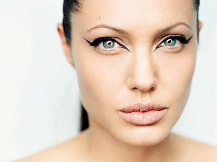 Angelina Jolie Maquillage