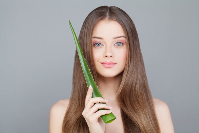 Mga Mask ng Buhok na Aloe