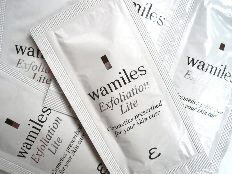 Pagbalat ng roll mula sa Wamiles Exfoliation Lite