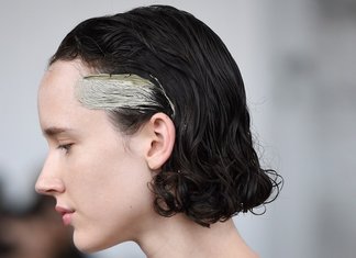 Masques pour les cheveux avec de l'argile