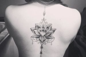 Tattoo ng Lotus