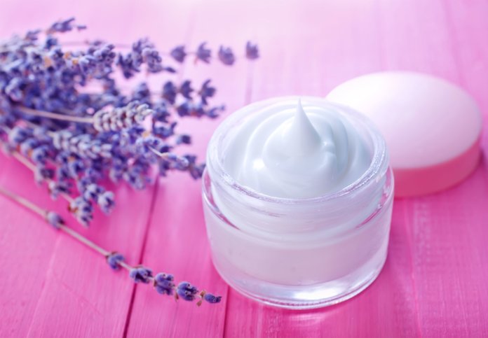 Crème pour le visage au rétinol