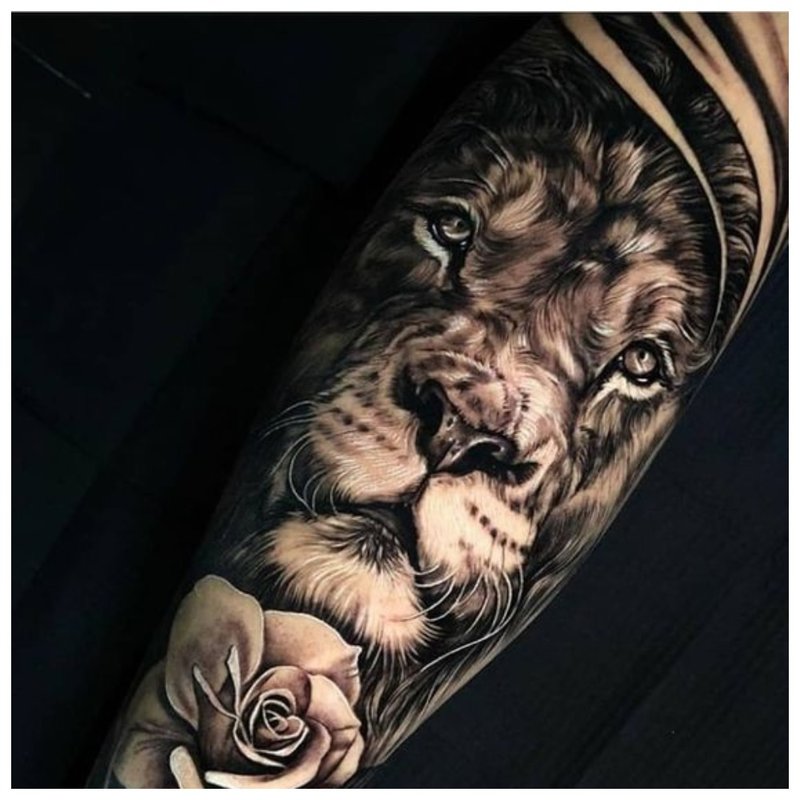 Tatouage animal pour homme