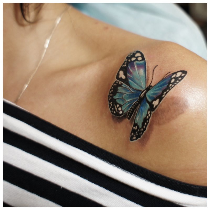 Butterfly sa 3D na format sa clavicle