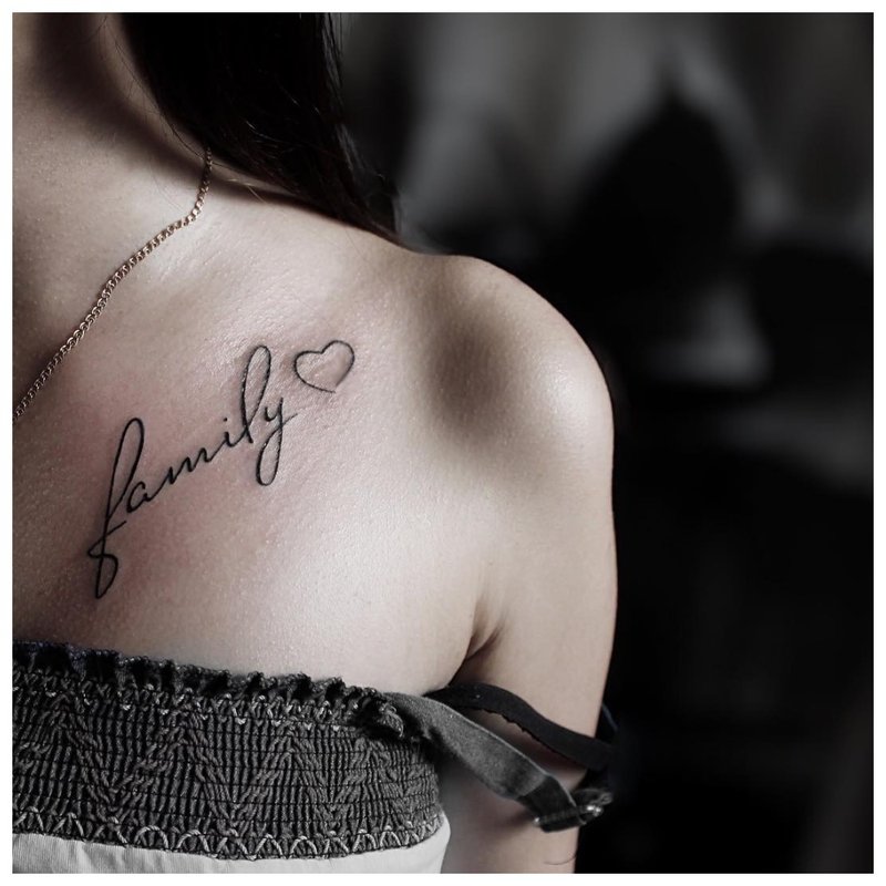 Clavicle tattoo