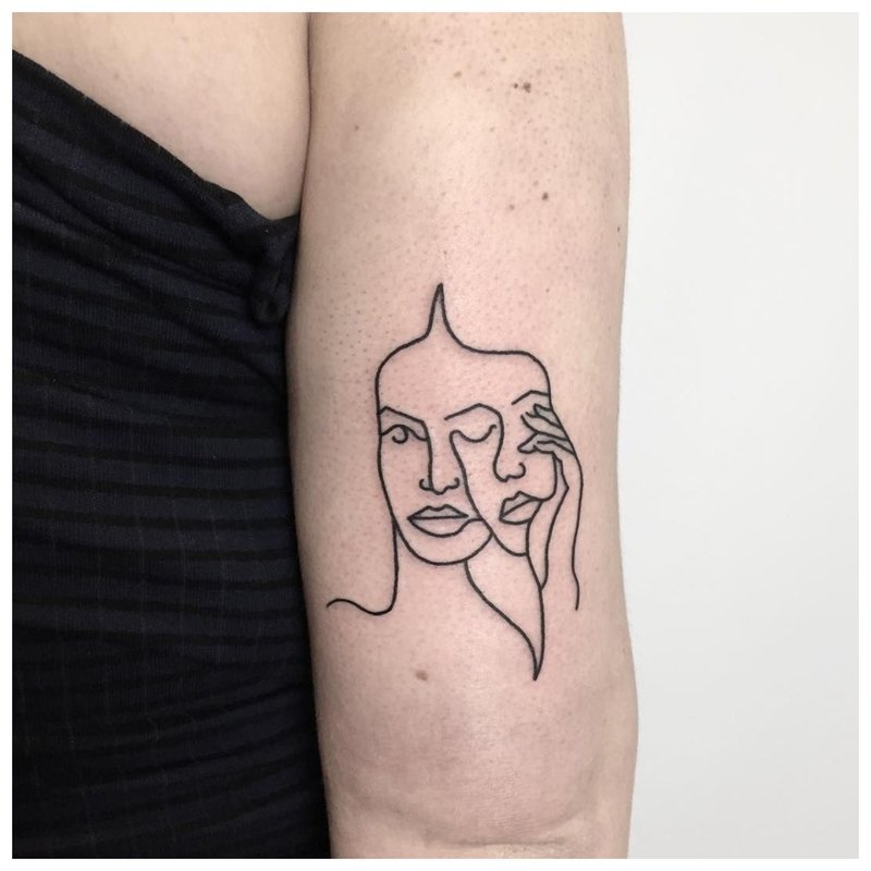 Contour tattoo girl