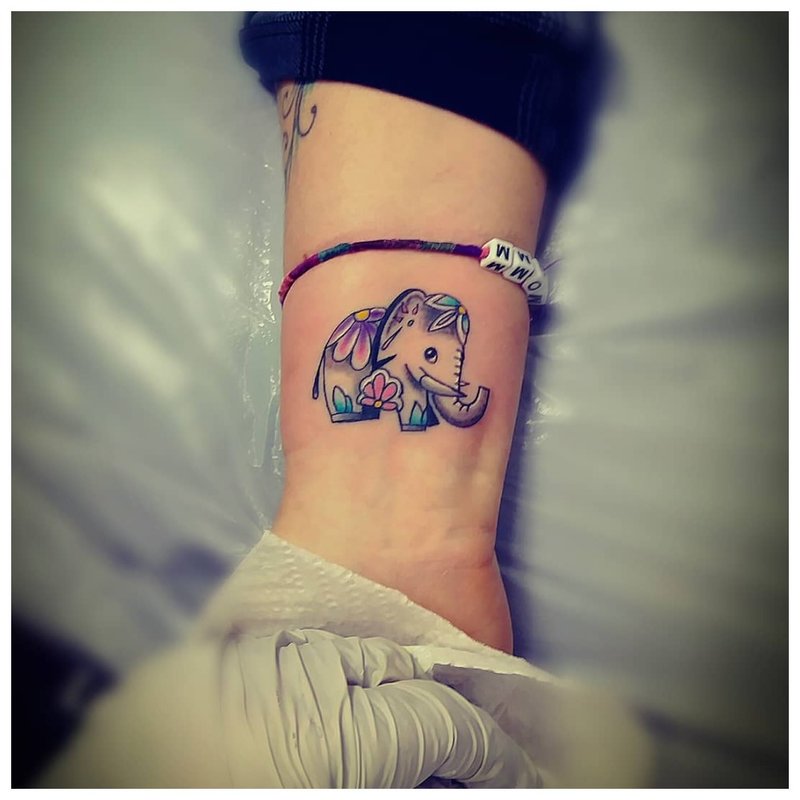 Elephant - magagandang tattoo tattoo