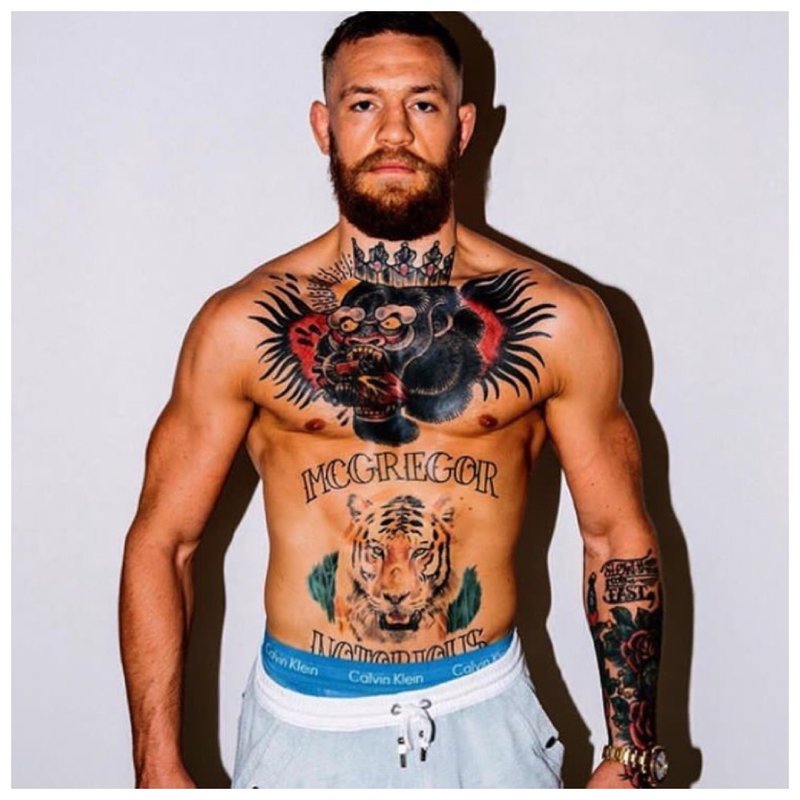 Conor McGregor - tattoo sa dibdib