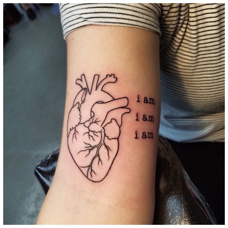 Contour coeur avec l'inscription