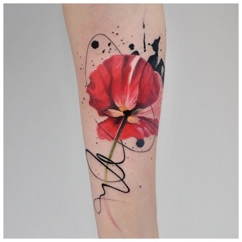 Ang tattoo ng watercolor poppy